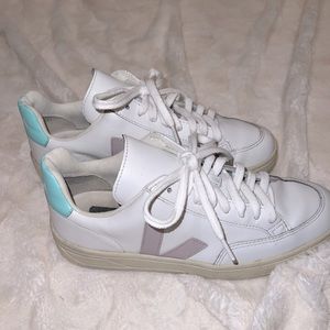 Veja V-12 Leather Sneakers